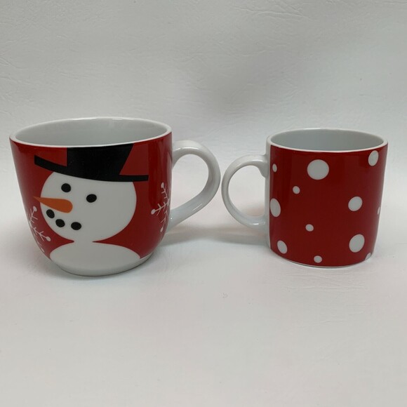 Crate & Barrel Cups Red White Snow Snowman Porcelain Made in Bangladesh Lot of 2 - Picture 4 of 8